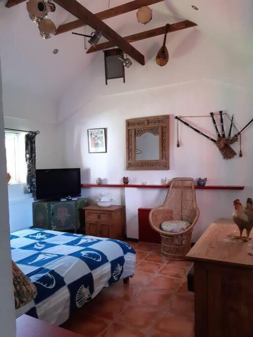 Back2roots - Beautifully Restored Cottage,